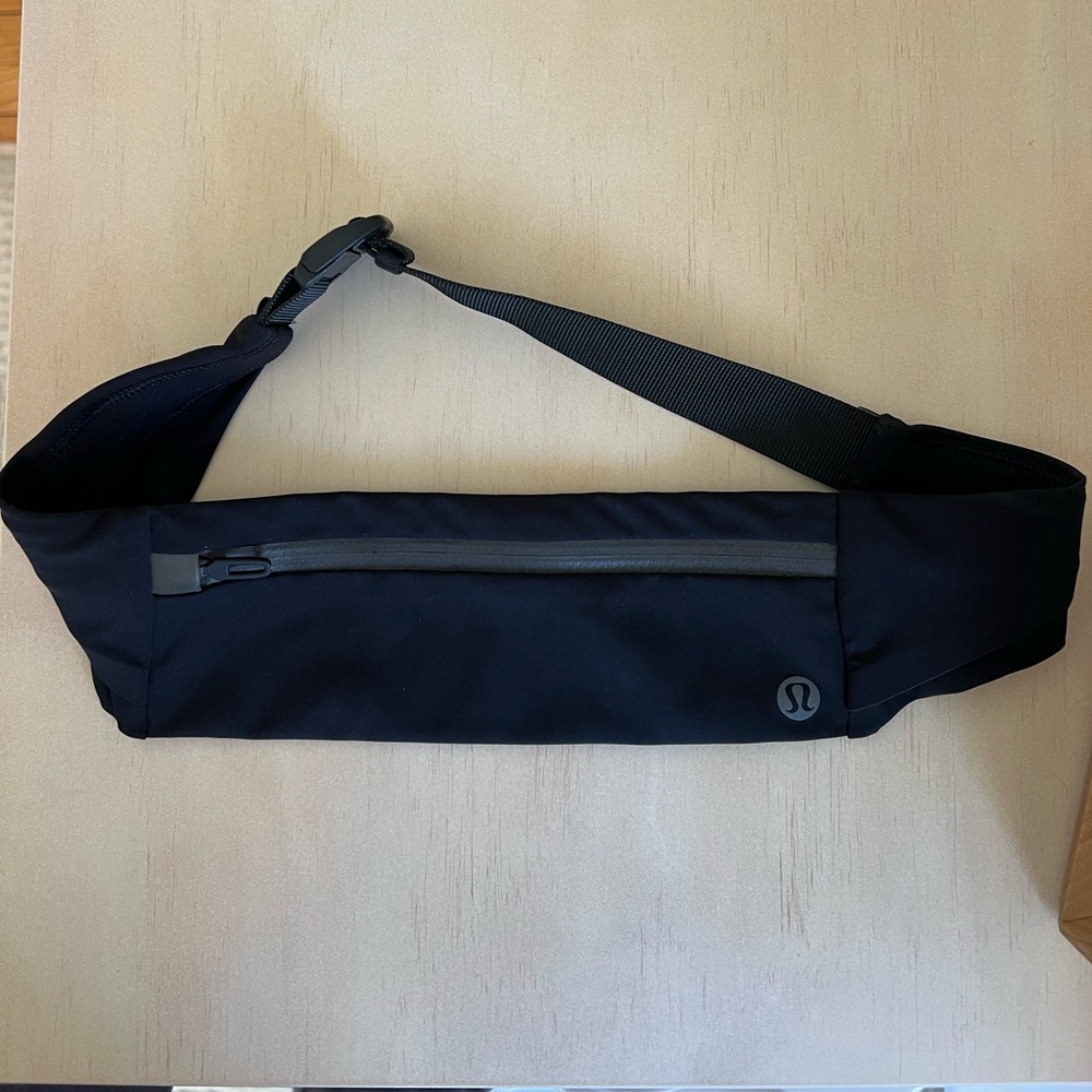 Lululemon Fast & Free Running Belt